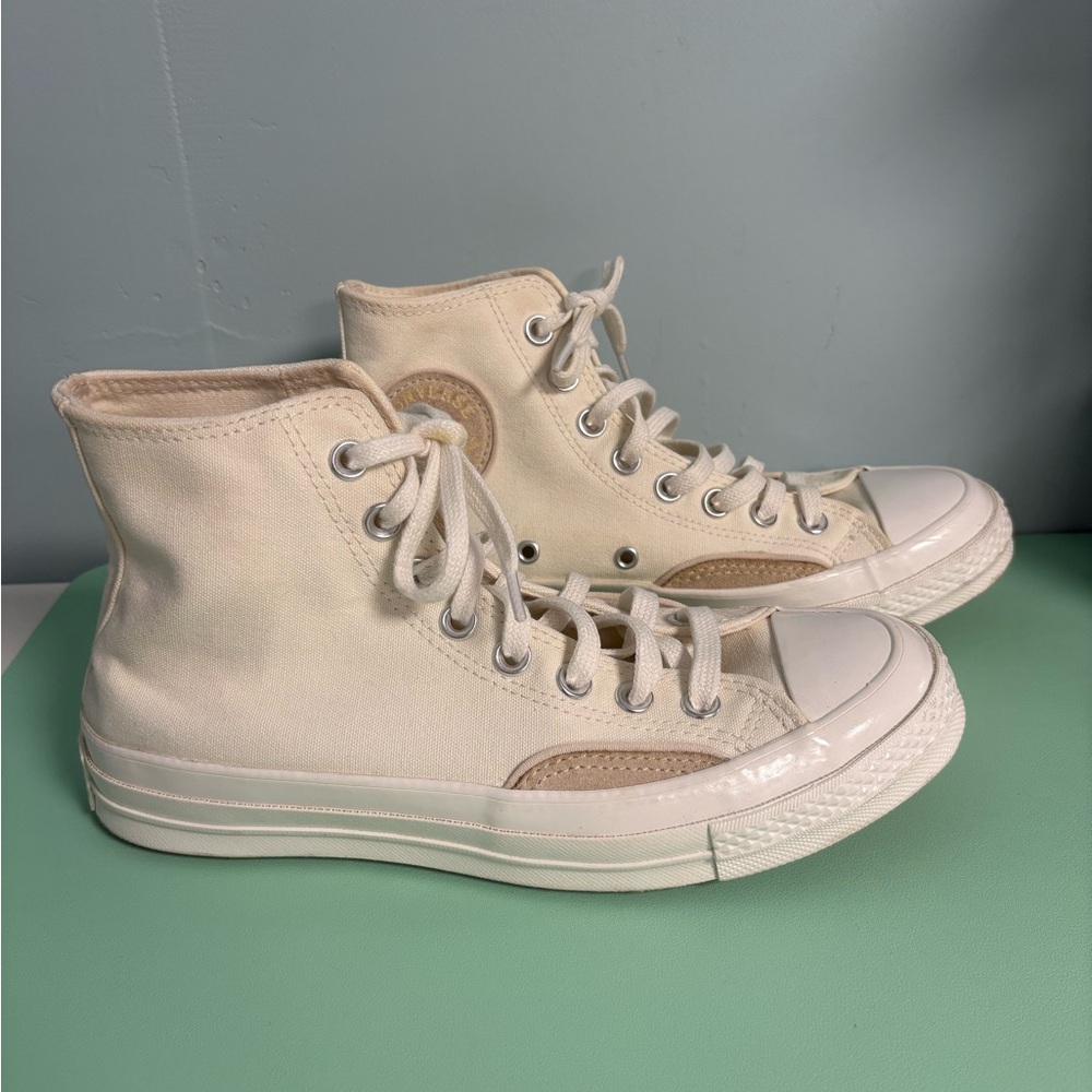 Converse All Star Chuck 70 High Tops Cream Running Shoes, Unisex Sneaker Shoes